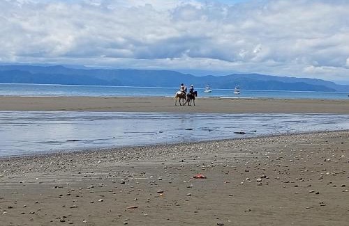 Puerto Jiménez Casa | Amazona un pequeño mundo de corcobado serca del oceano
