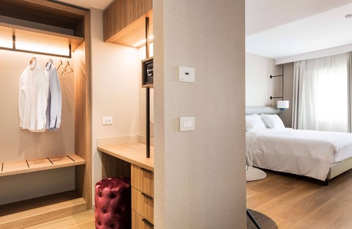 Mestre Hotel | Ambasciatori Hotel Mestre Venice, Tapestry Collection by Hilton