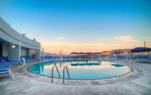 St. Paul's Bay Hotel | Ambassador Hotel