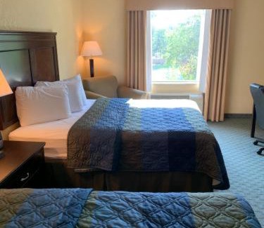 Tuscaloosa Hotel | Ambassador Inn & Suites Tuscaloosa University I-20