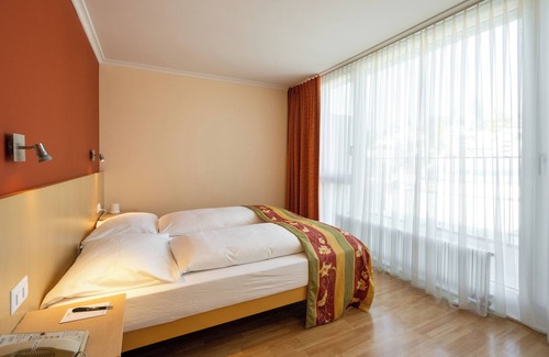 Lucerne Hotel | Ambassador Self Check-in Hotel