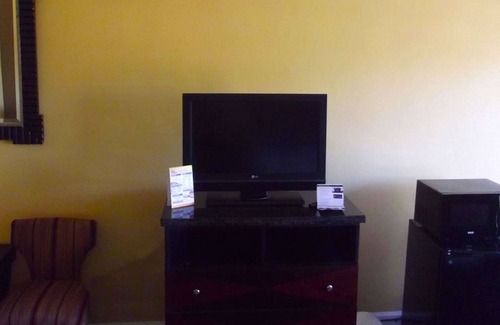 Northeast Virginia Beach Hotel | Ambassadors Inn & Suites