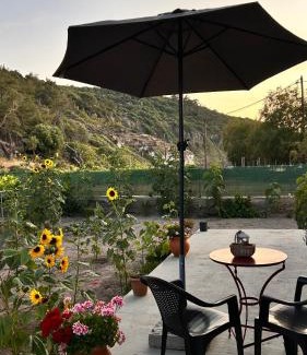 Koustaros Casa | Ambelos, Lesvos Beach House