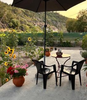 Koustaros Casa | Ambelos, Lesvos Beach House