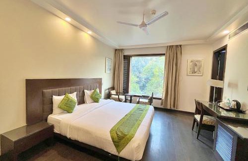 Okhla Hotel | Amber Inn by Orion Hotels