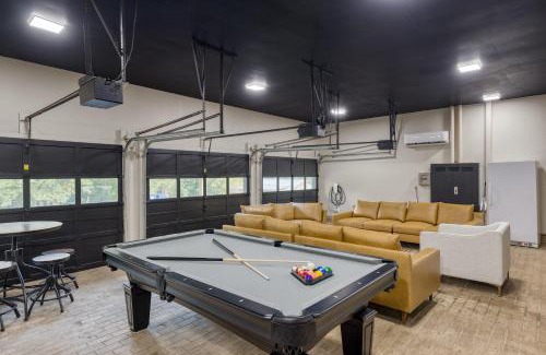 New Market Casa | Amber Lodge by AvantStay Pool Firepit Sauna