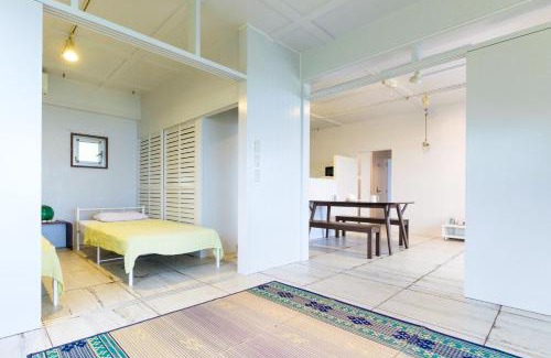 Kabira Casa | amber moon