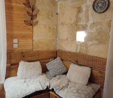Prignac-et-Marcamps Apartamento | Ambiance chalet