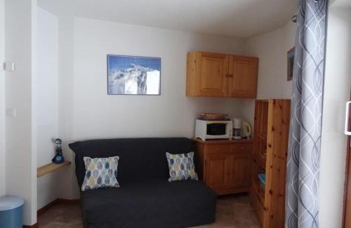 Thollon-les-Memises Apartamento | Ambiance montagne front de neige