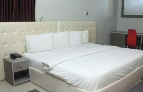 Lagos Cabina | Ambience Hotel Magodo - Deluxe