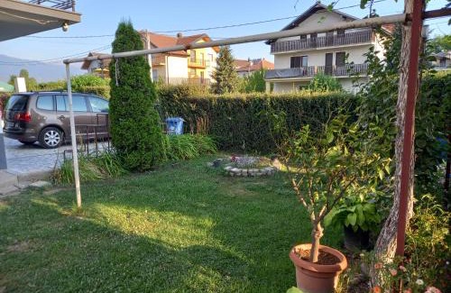 Misleshevo Casa | Ambient Apartments