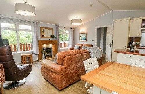 Troutbeck Cabaña | AMBLESIDE LODGE, pet friendly, with a garden in Windermere