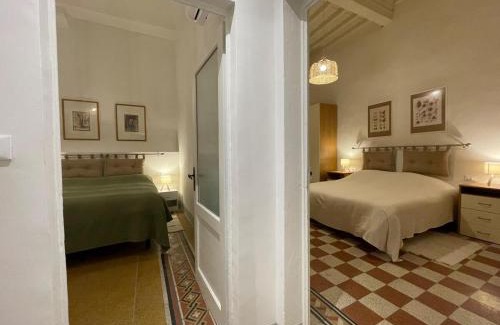 Sant' Ambrogio Apartamento | Ambrogio 33 - three bedrooms three bathrooms