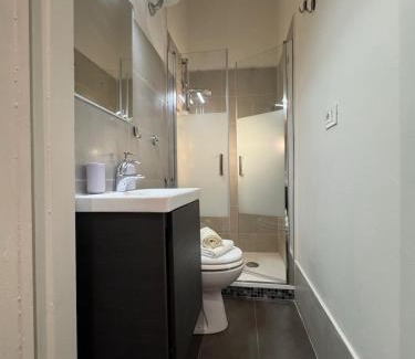 Sant' Ambrogio Apartamento | Ambrogio 33 - three bedrooms three bathrooms