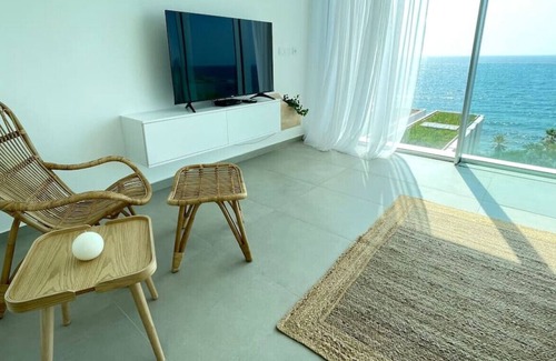 Aamchit Chalet De Esquí | Amchit Bay Beach Residences 2BR Rooftop w/ Jaccuzi