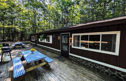 Phelps Chalet De Esquí | Musky Manor - Cabaña # 2 - Vacaciones con estilo con las mejores comodidades