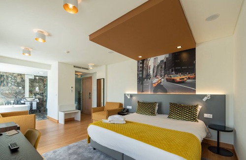 Sao Jorge de Arroios Hotel | America Diamonds Hotel