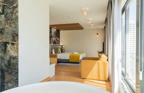 Sao Jorge de Arroios Hotel | America Diamonds Hotel