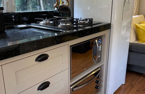 Capinzal Cabina | American Bus Glamping