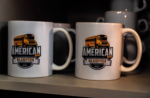 Capinzal Cabina | American Bus Glamping