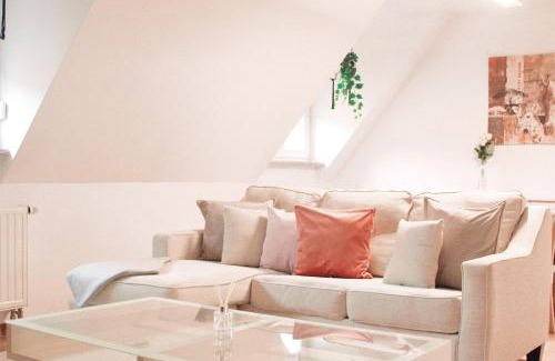 Hahnbach Hotel | American Ease Apartments - Hahnbach, Vilseck, Weiden