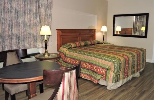 Sunrise Manor Hotel | American Inn Motel