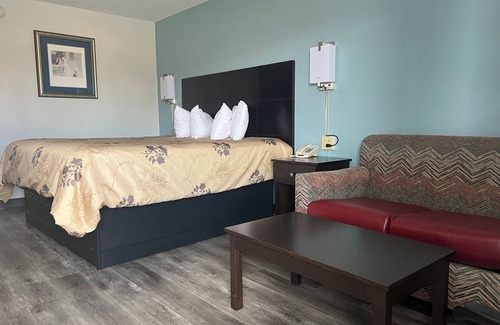 Pontotoc Hotel | American Inn - Pontotoc