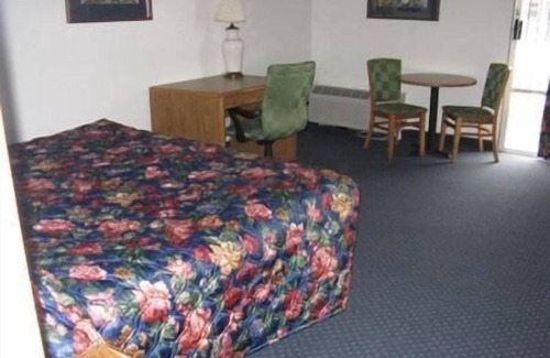 Arvada Plaza Area Hotel | American Motel