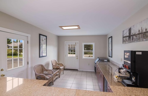 Scarborough Hotel | Americas Best Value Inn Scarborough Portland