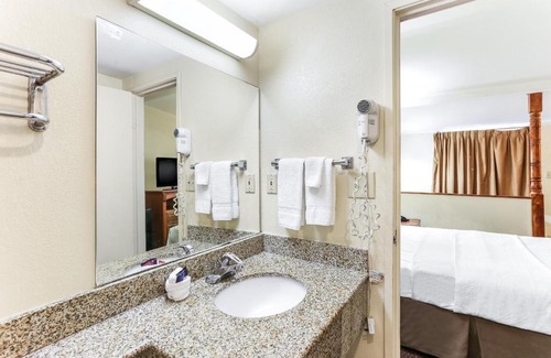 El Centro Hotel | Americas Best Value Inn and Suites El Centro