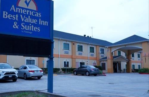 Humble Hotel | Americas Best Value Inn and Suites Bush International Airport