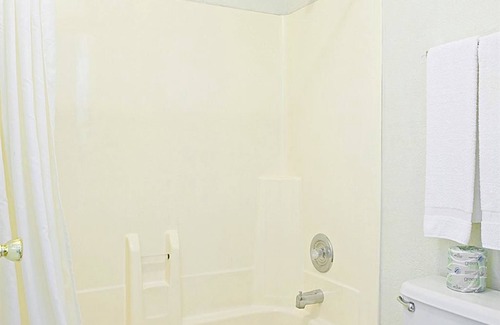 Dayton Hotel | Americas Best Value Inn Dayton