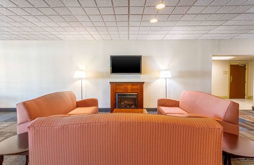 Dunkirk Hotel | Americas Best Value Inn Fredonia NY