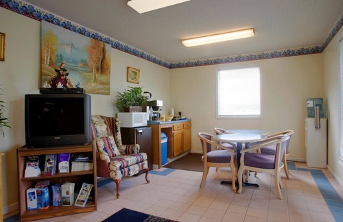 Loudon Hotel | Americas Best Value Inn Loudon Lenoir City