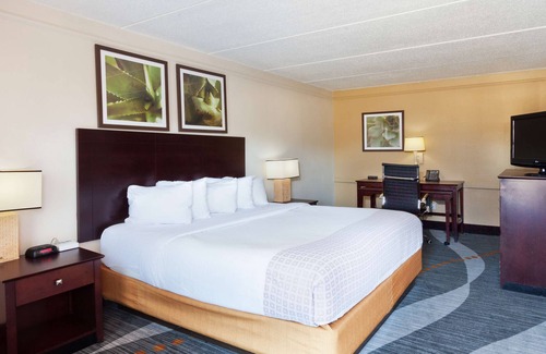 Gunter Afs Hotel | Americas Best Value Inn Montgomery, AL