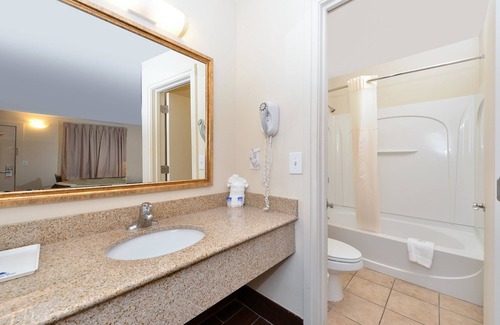 Talbot's Corner Hotel | Americas Best Value Inn Nashville Downtown