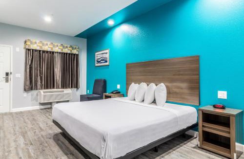 Humble Hotel | Americas Best Value Inn & Suites Kingwood IAH Airport