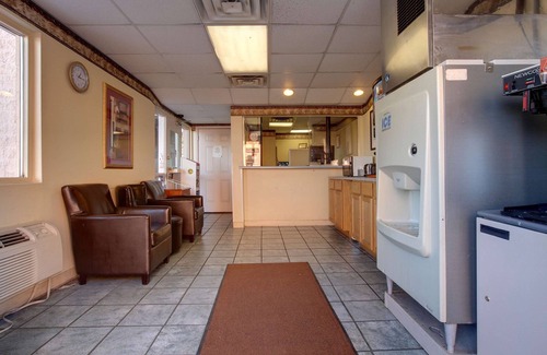 Downtown St. Louis Hotel | Americas Best Value Inn St. Louis Downtown