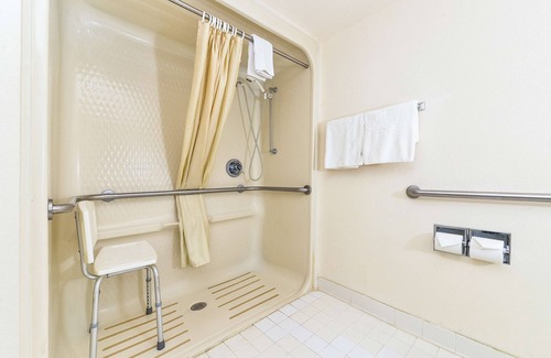 Morrow Hotel | Americas Best Value Inn & Suites Morrow Atlanta