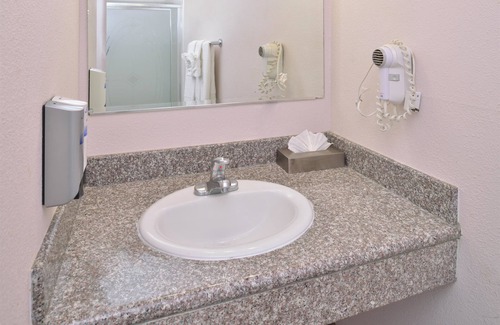 Los Banos Hotel | Americas Best Value Inn Los Banos