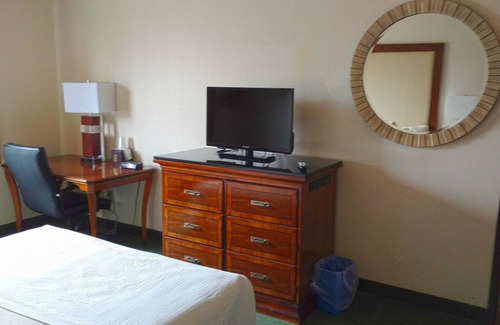 Zumbrota Hotel | Americas Best Value Inn Zumbrota