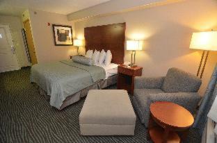 Greater South Side Hotel | AmericInn by Wyndham Des Moines Airport