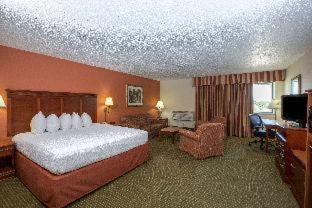 Omaha Hotel | AmericInn by Wyndham Omaha