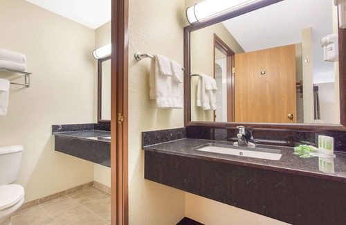 Rhinelander Hotel | AmericInn by Wyndham Rhinelander