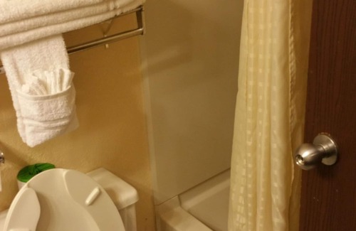Elizabethton Hotel | Americourt Hotel