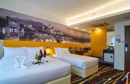Taman Perling Hotel | Amerin Hotel Johor Bahru
