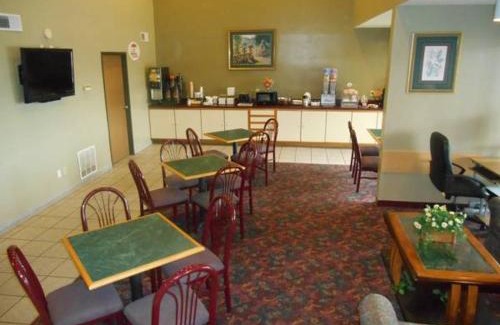 St. Joseph Hotel | AmeriStay Inn St Joseph