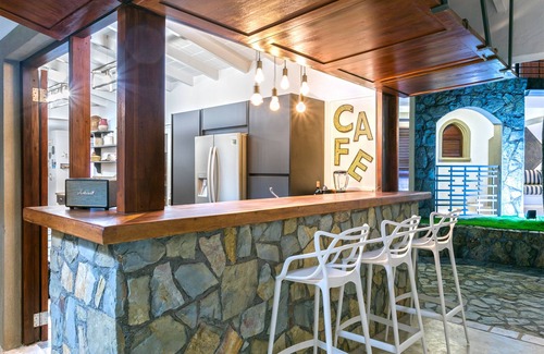 Nettle Bay Villa | Amethyst - Cliffside villa with stunning ocean views