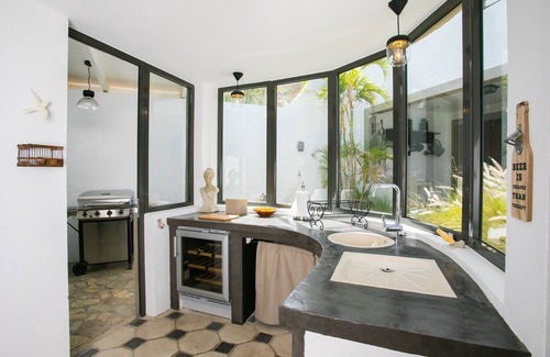 Nettle Bay Villa | Amethyst - Cliffside villa with stunning ocean views