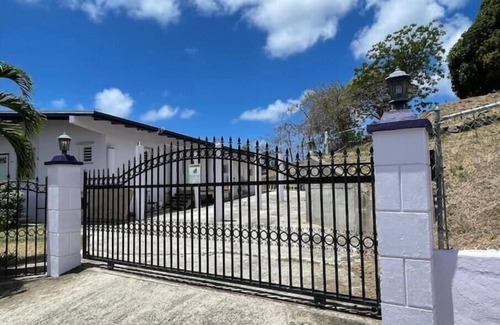 Altona Casa | Amethyst Oasis